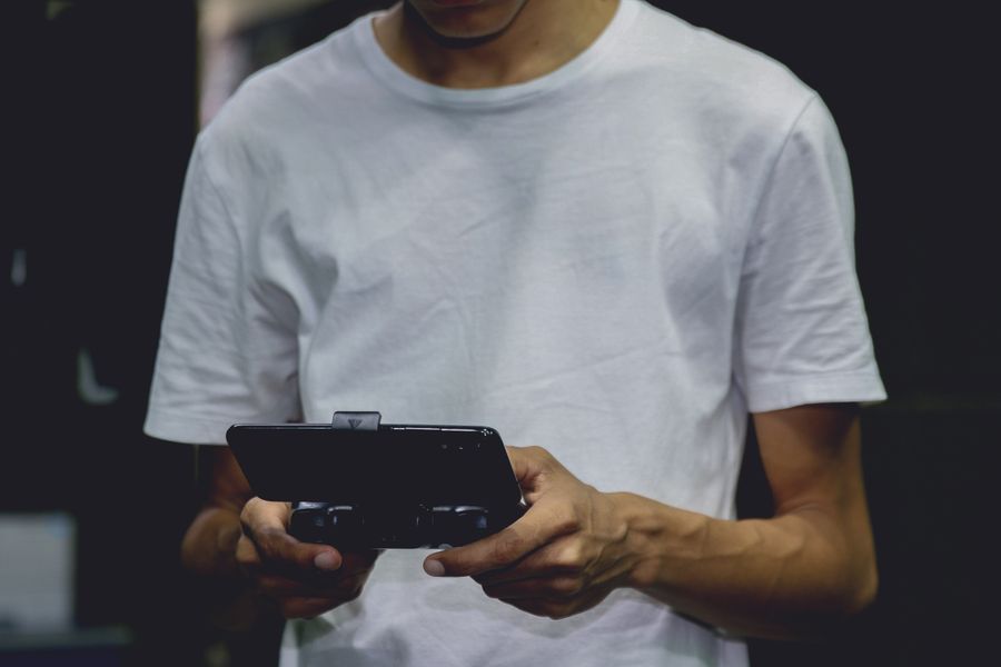 Dịch game